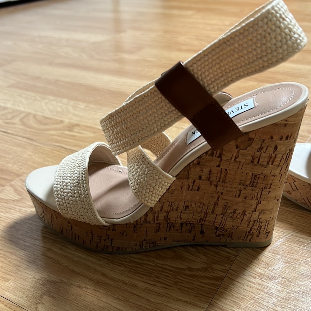 Steve Madden Wedges, Only Worn Once, In Excellent… - image 6